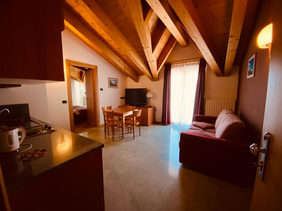 Residence Pizzo Scalino Chiesa in Valmalenco Exterior photo
